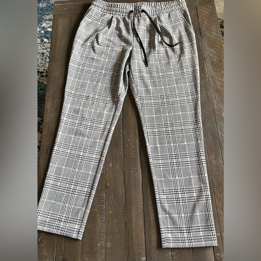 Cleo casual plaid pants, size L